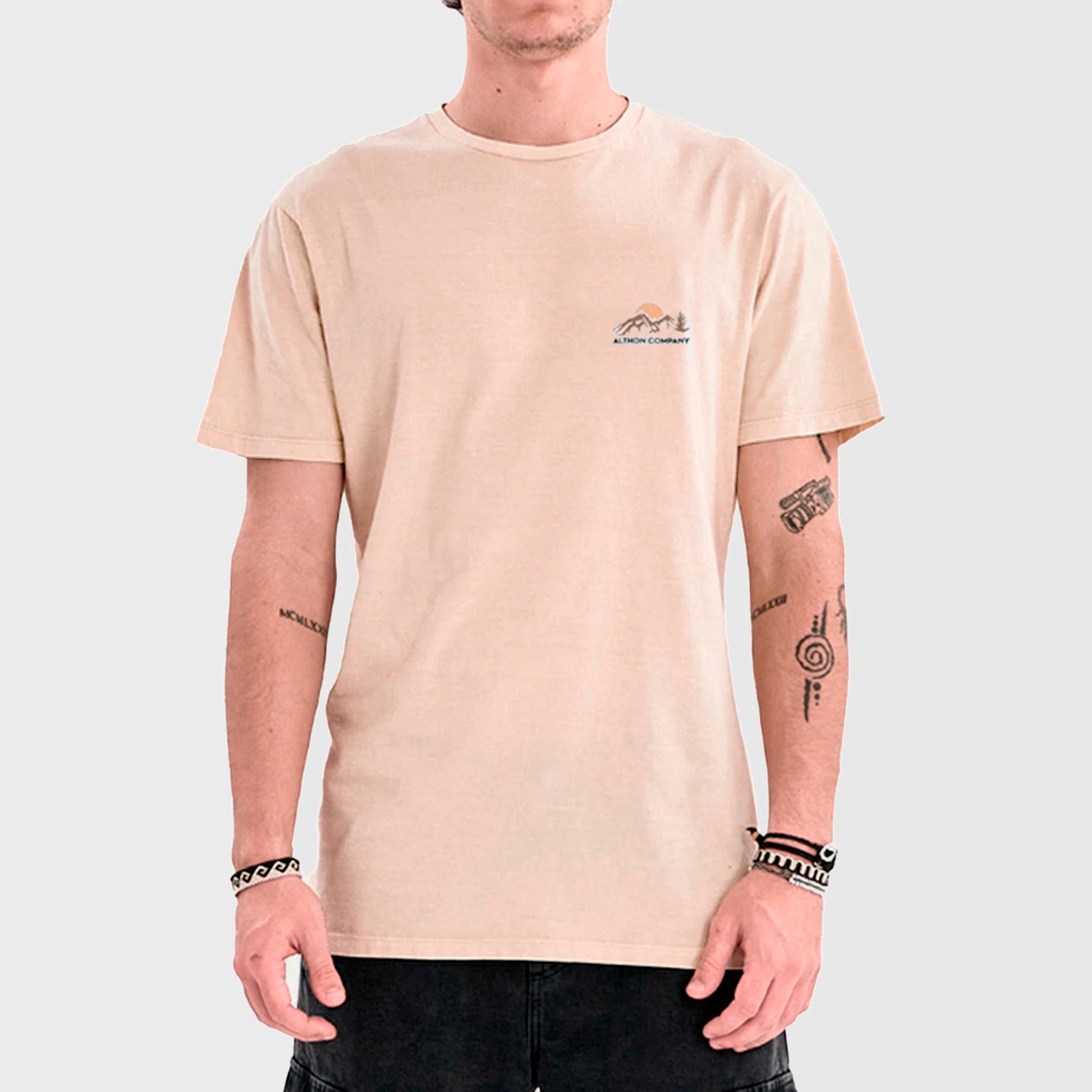 REMERA ALTHON ROADS CLASSIC TEE BEIGE - Cross the line