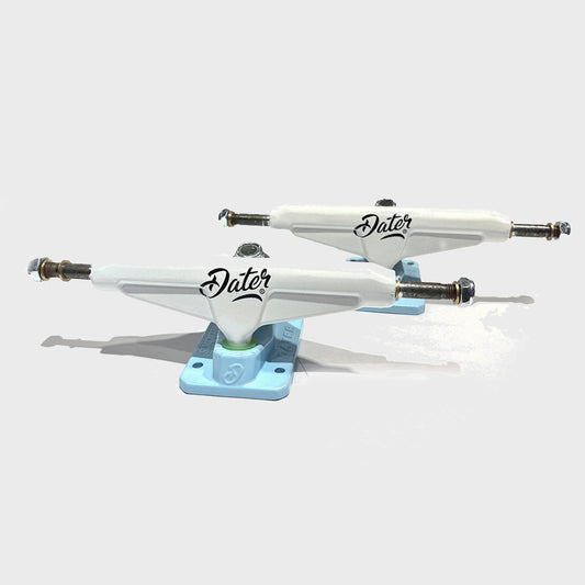 TRUCKS DATER COLOR WHITE LIGHT BLUE X 2 UNIDADES