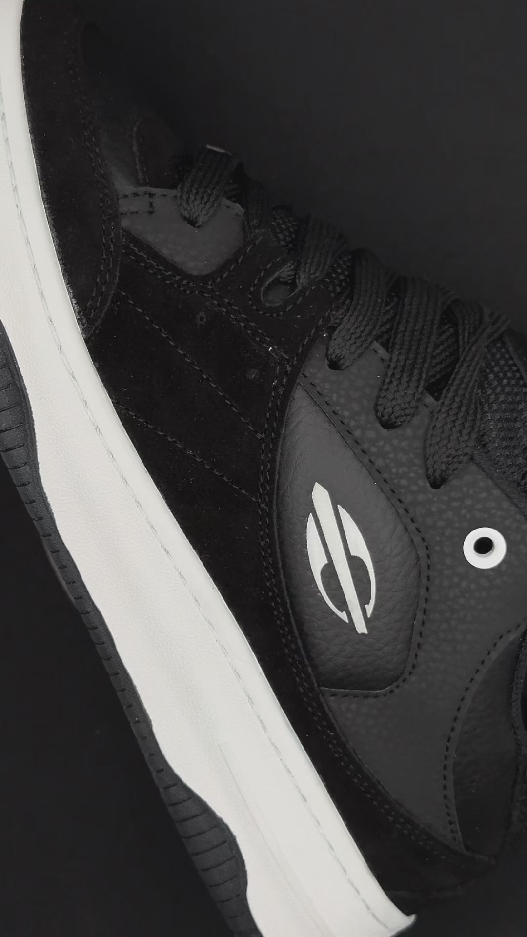 ZAPATILLAS MORMAII SWELL BLACK WHITE