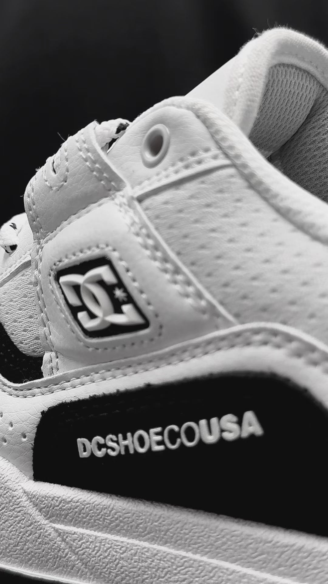 ZAPATILLA DC CONSTRUCT (BKW) MENS/HOMBRE