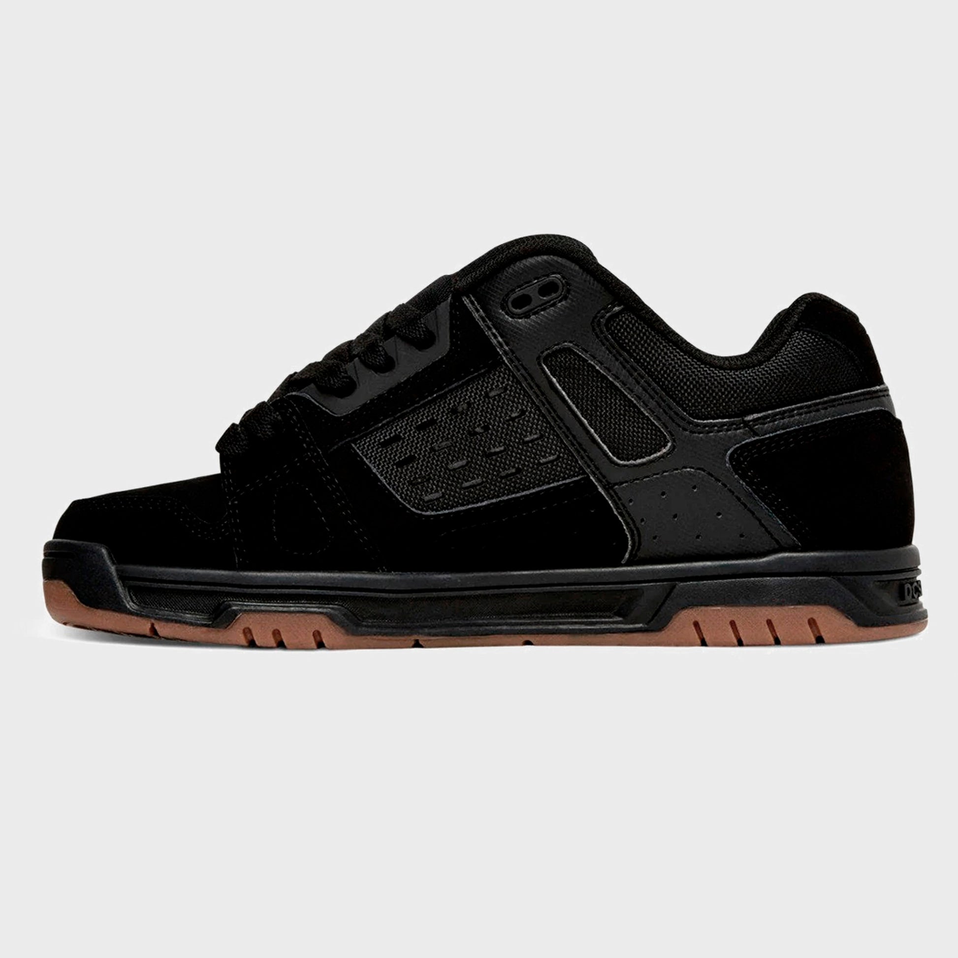 ZAPATILLAS DC STAG BLACK GUM (BGM) MENS/HOMBRE - Cross the line