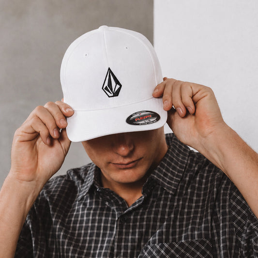 Gorra Volcom Flexfit full stone blanca unisex