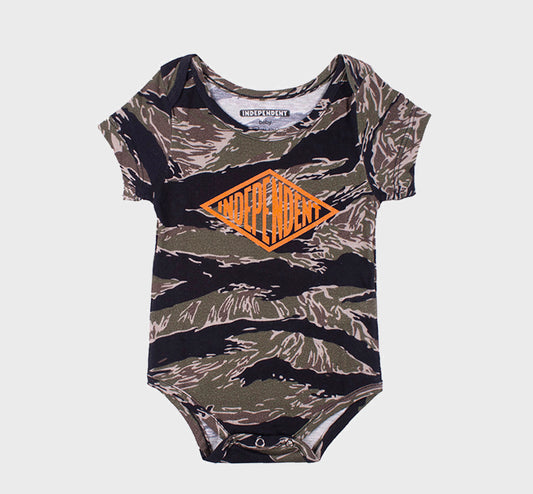 BODY INDEPENDENT CAMO