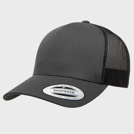Gorra Flexfit Yp Trucker gris unisex
