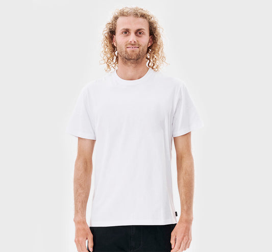 REMERA RIP CURL REGULAR NEW BASIC PLAIN J1