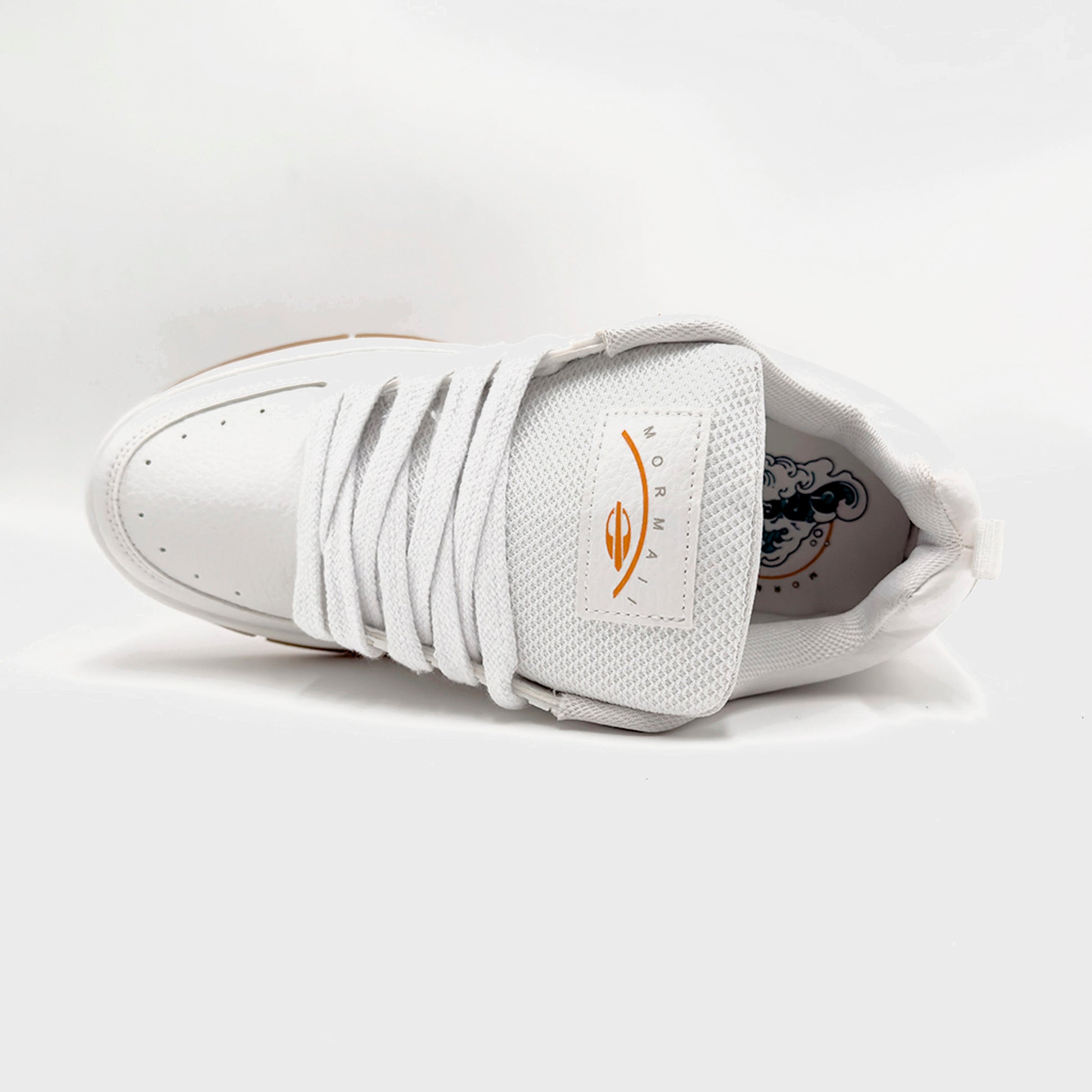 ZAPATILLAS MORMAII CREST WHITE GUM WNT - Cross the line
