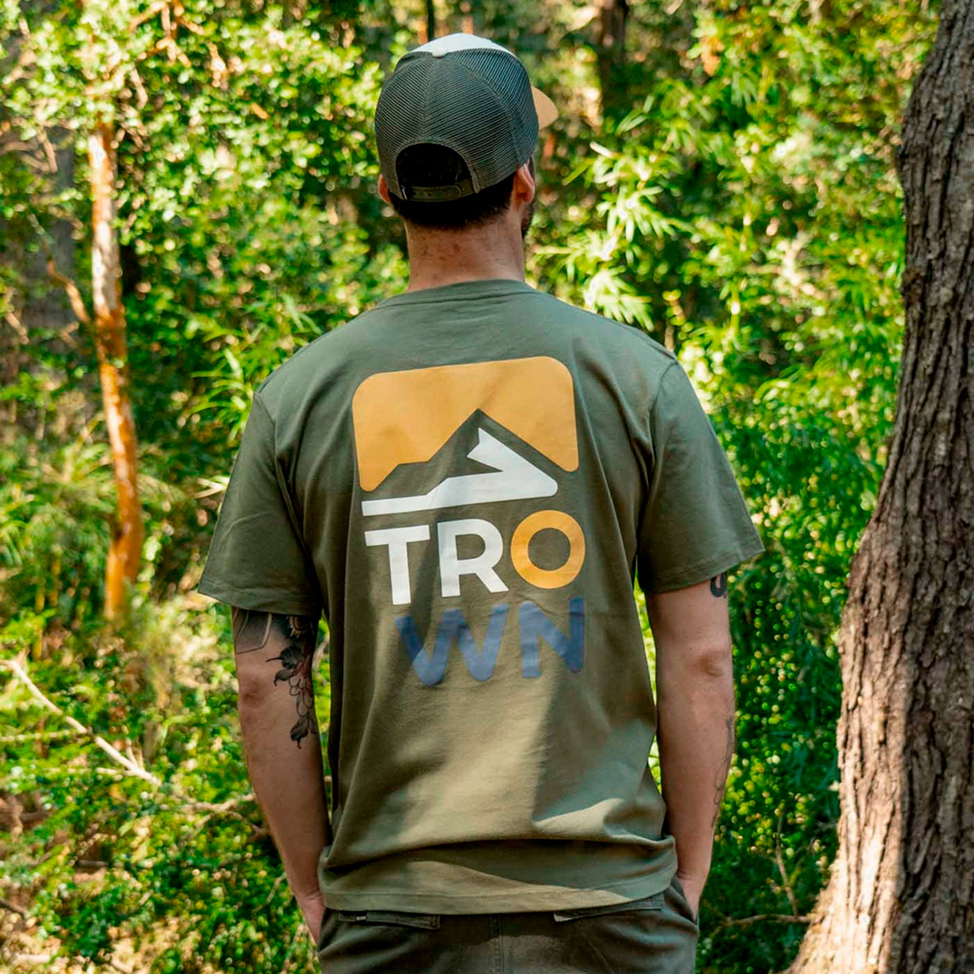 REMERA TROWN BALANCE GREEN - Cross the line