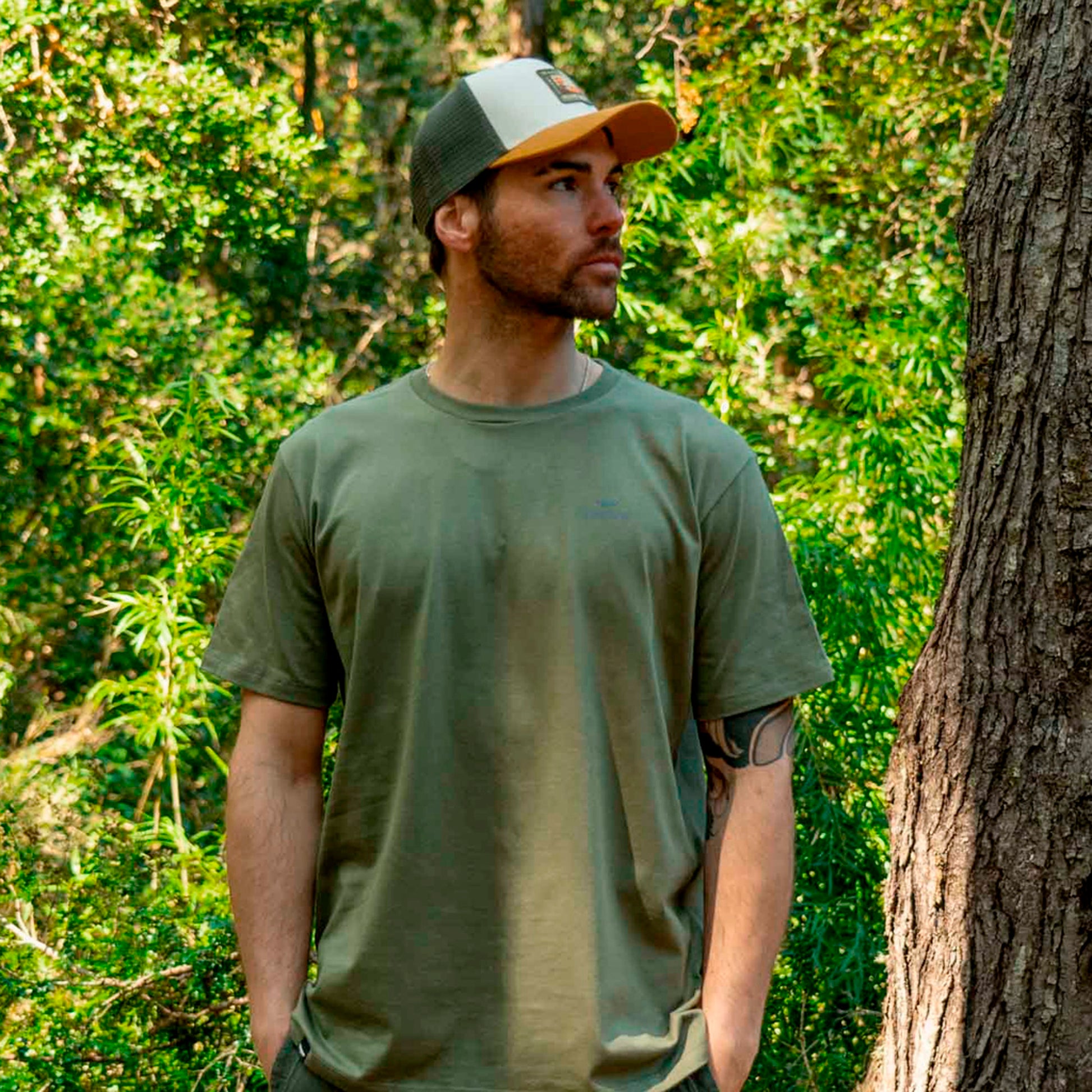 REMERA TROWN BALANCE GREEN - Cross the line