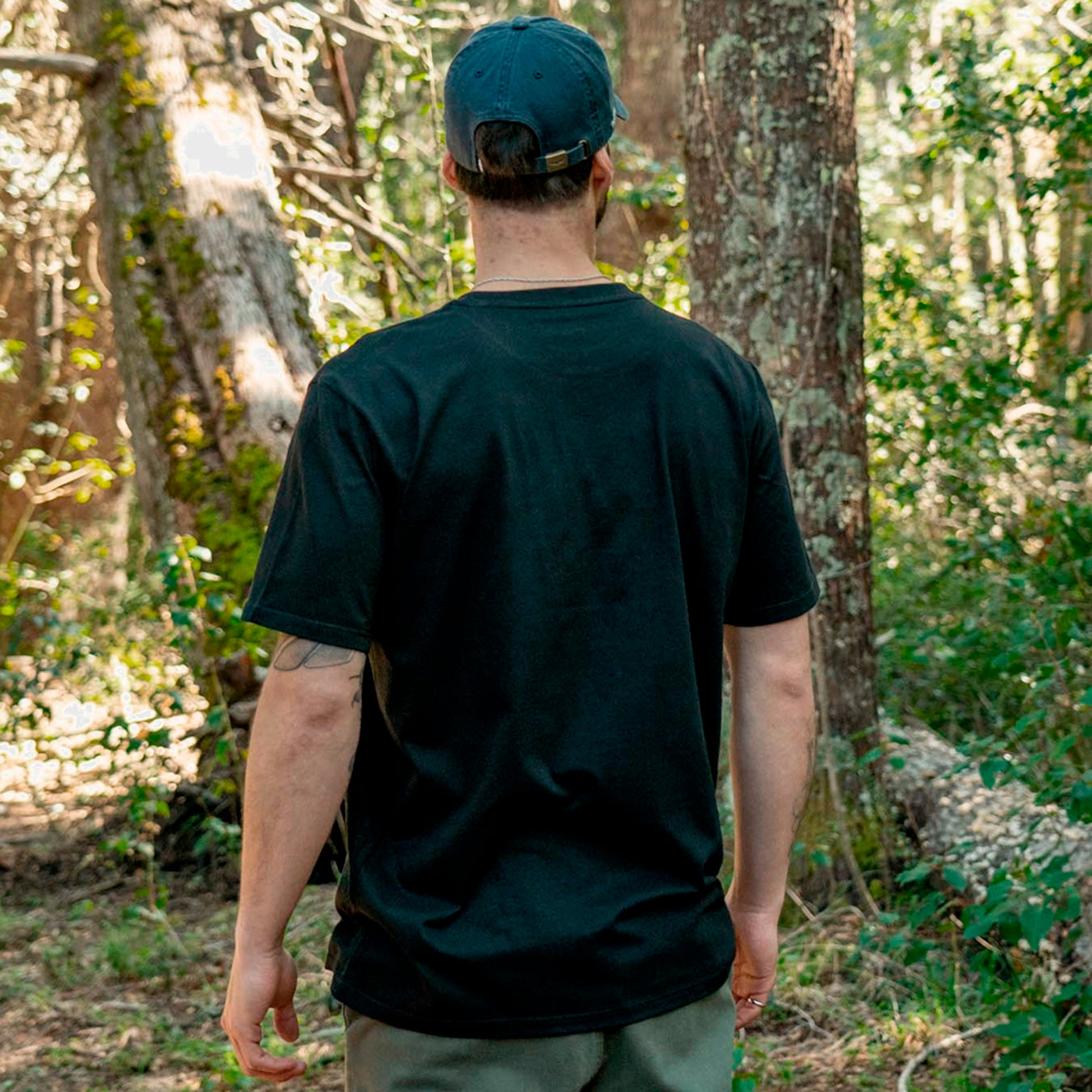 REMERA TROWN ANDINO BLACK - Cross the line