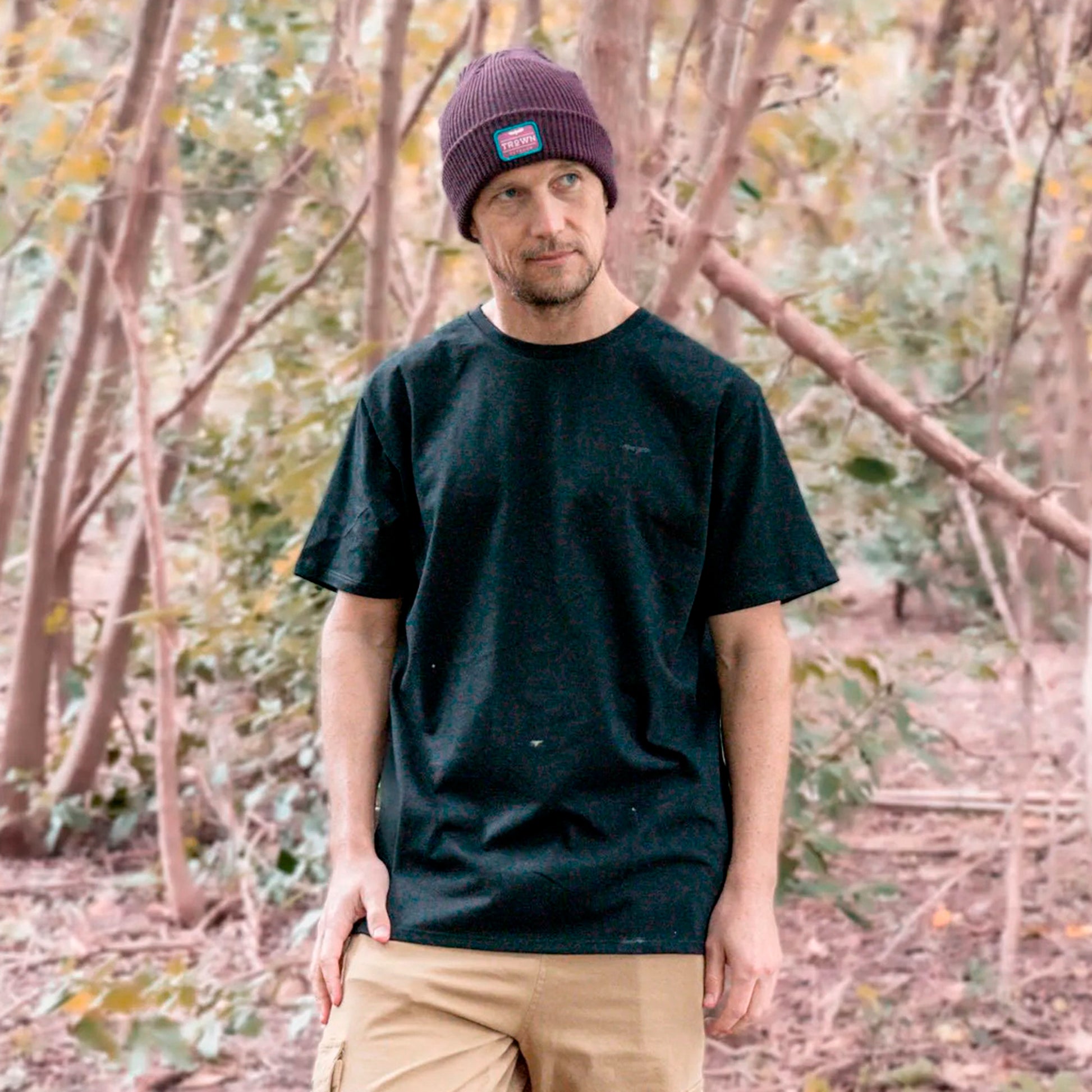REMERA TROWN PLAIN BLACK - Cross the line