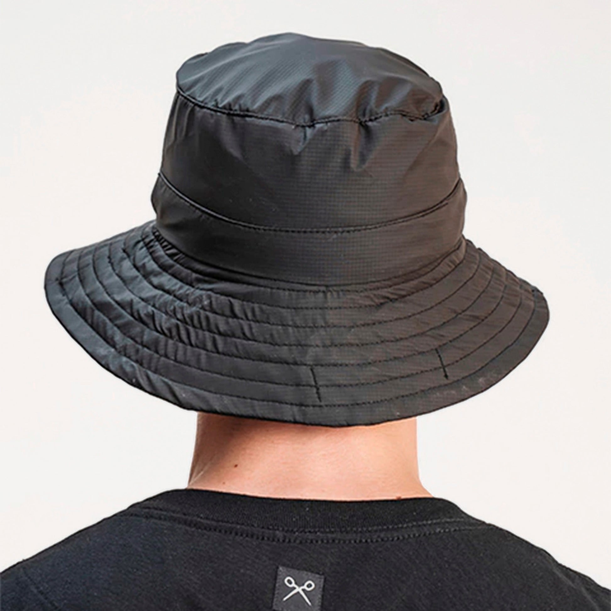 PILUSO LUXO SAFARI II NEGRO - Cross the line