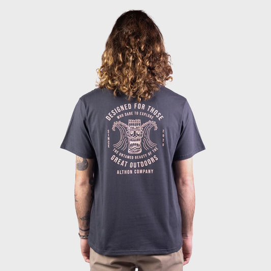 REMERA ALTHON TIKI SS CLASSIC TEE DGR