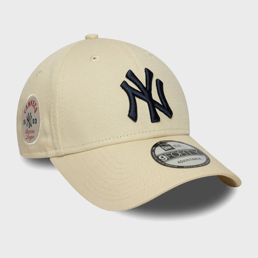 Gorra New Era New York Yankees Side Patch Beige