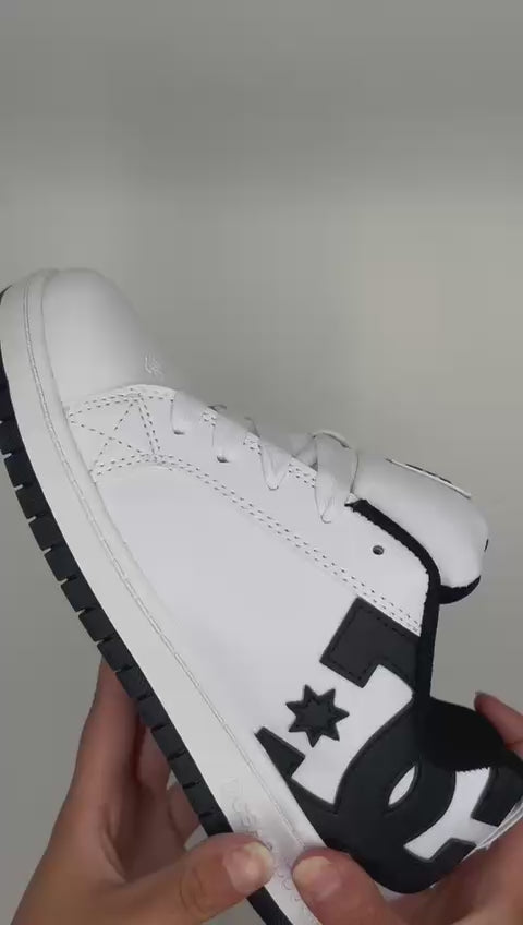 ZAPATILLAS DC COURT GRAFFIK (WLK) YOUTH/NIÑO