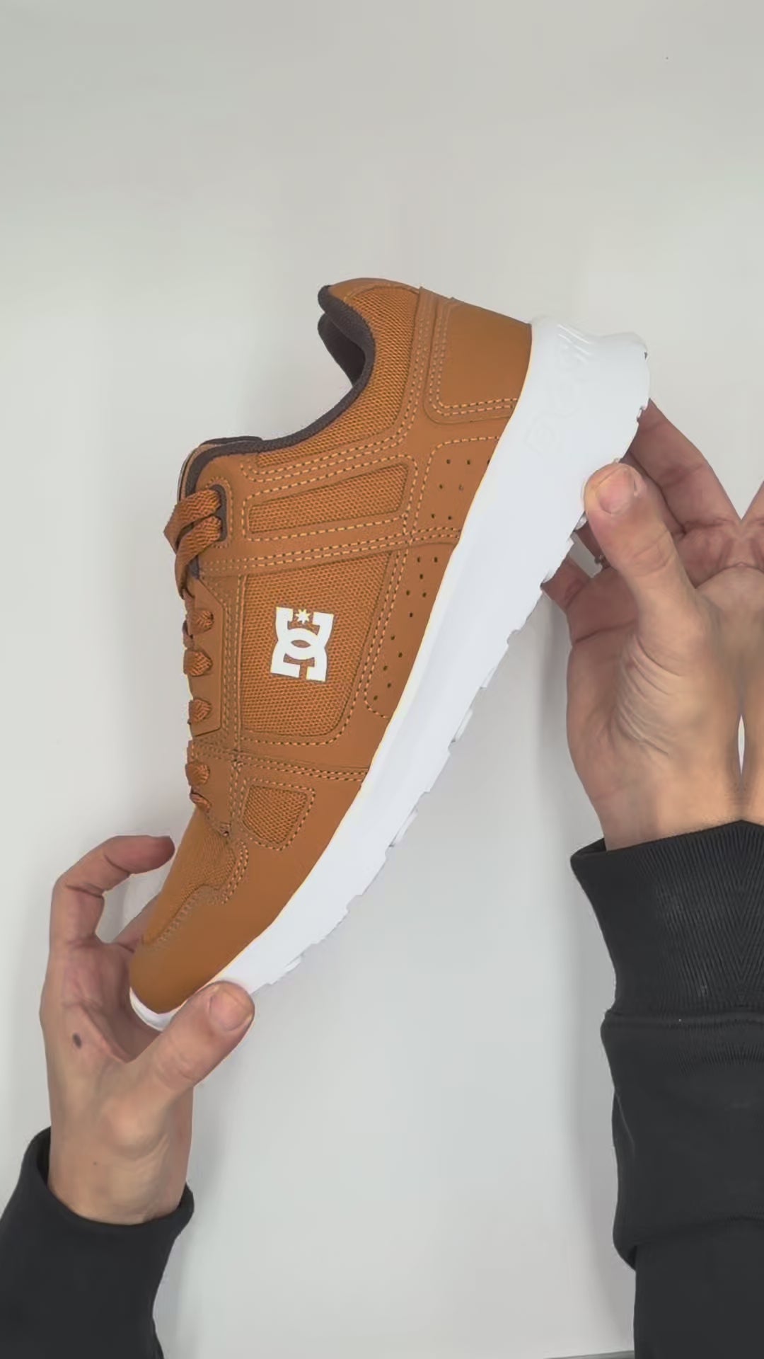 DC Zapatillas Stag Lite Hombre Marrón Urbano