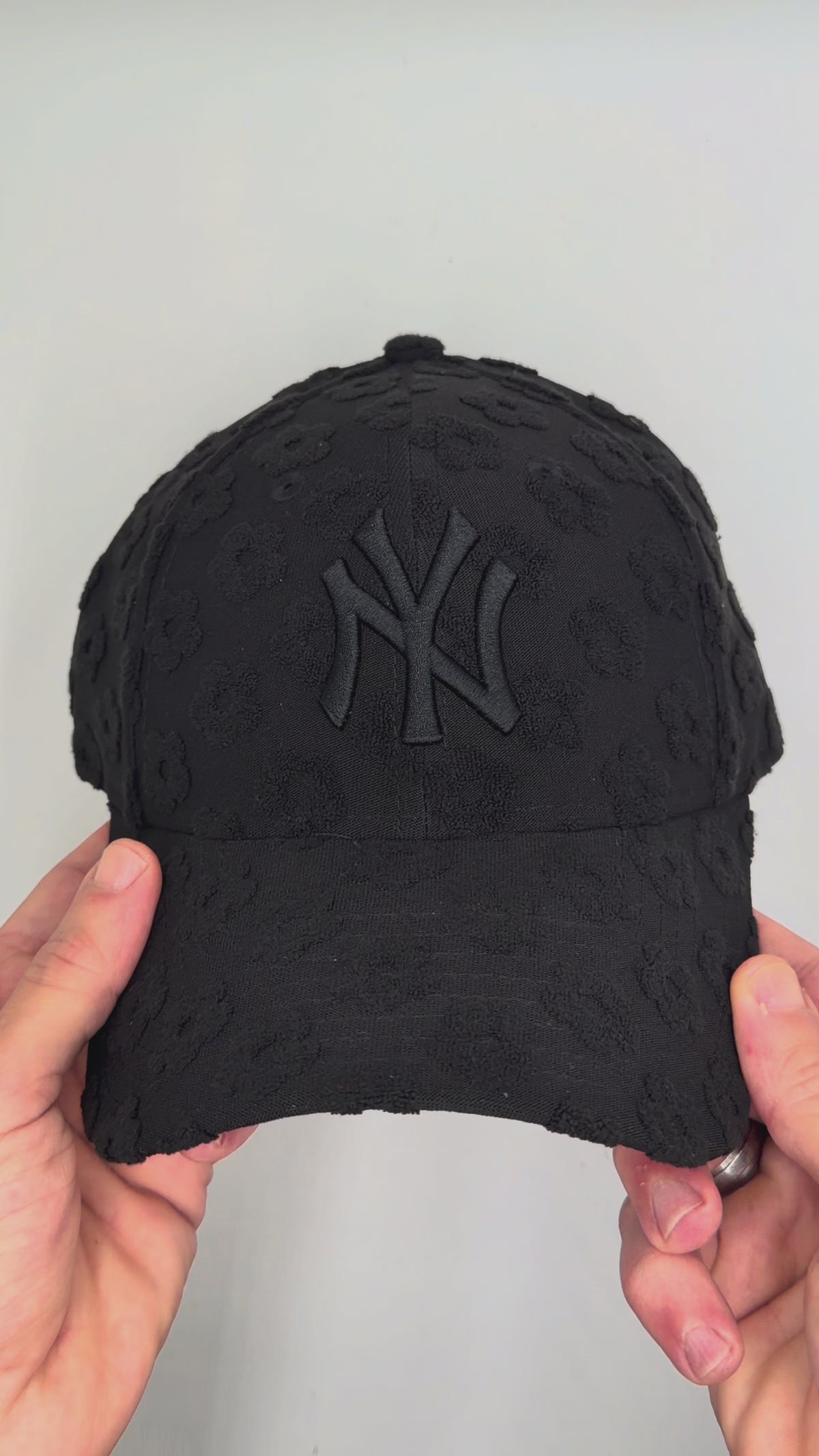 Gorra New Era 9Forty New York Yankees Floral Negro