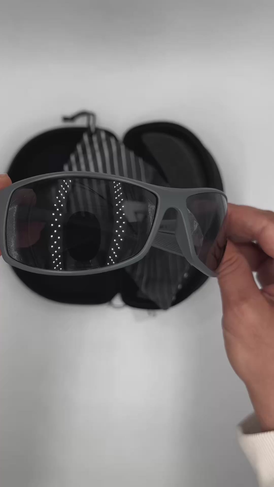 ANTEOJOS OMBAK TONGO GRIS MATE GRIS POL