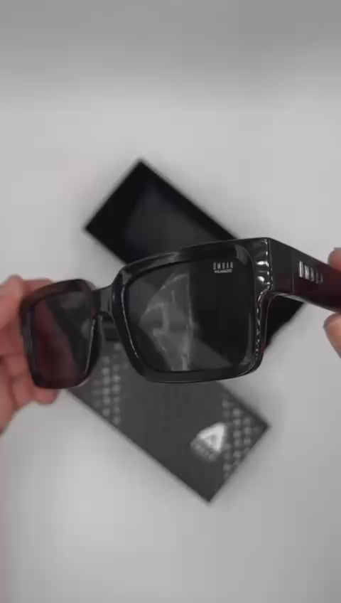 ANTEOJOS OMBAK NAMIBIA NEGRO BRILLO GRIS